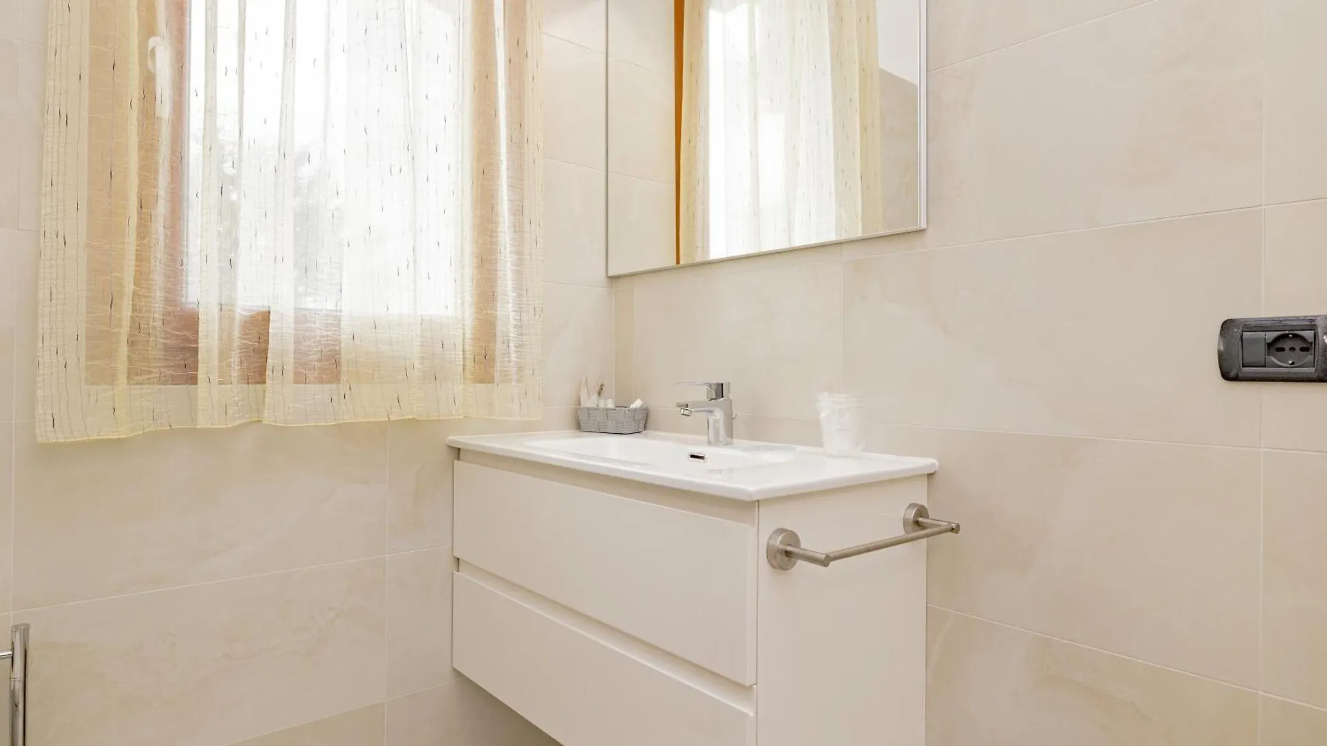 A8 Aloe Fiera Rho-Milano-Malpensa New Apartment With Completely Comfort Cesate