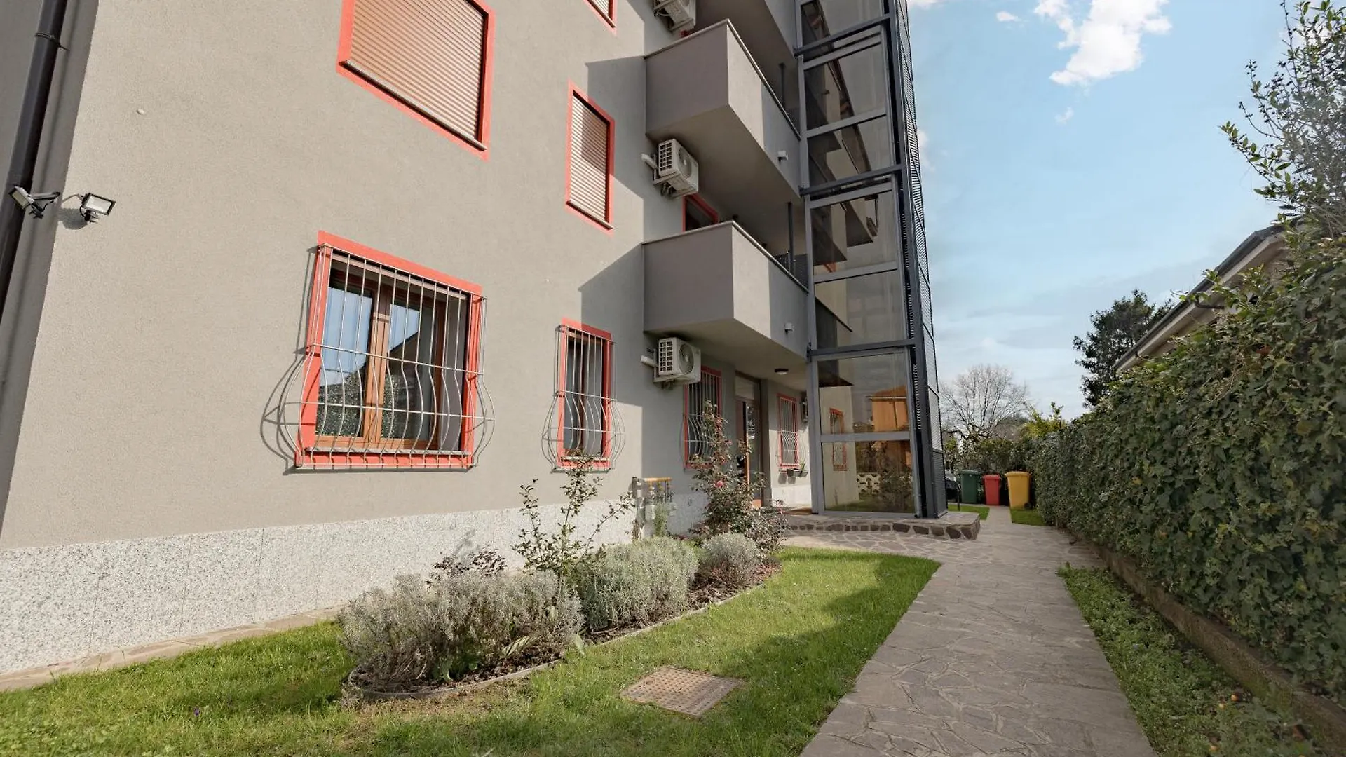 A8 Aloe Fiera Rho-Milano-Malpensa New Apartment With Completely Comfort Cesate